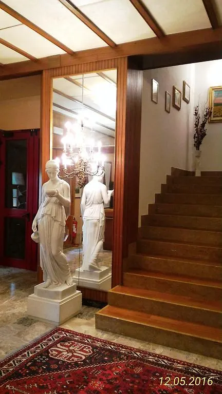 Hotel Alla Posta 1870 Teolo 3*,  Italy